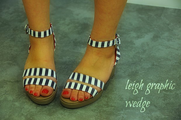 leigh graphic wedgecrocslast12